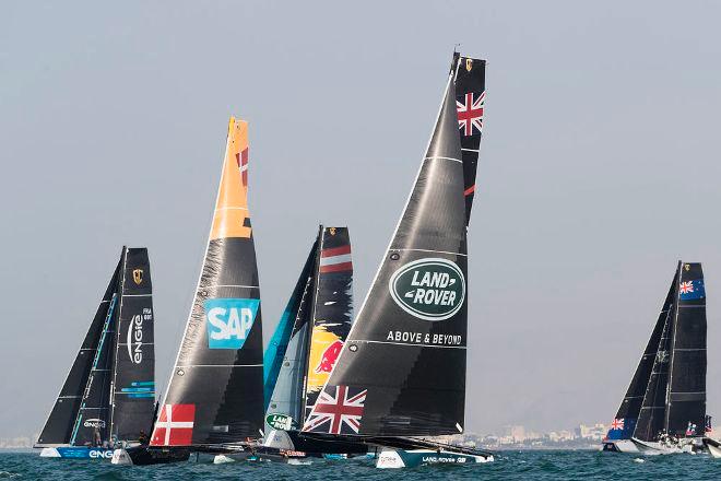 The fleet in action on the second day of racing in the Muscat stadium in Oman – Extreme Sailing Series © Lloyd Images http://lloydimagesgallery.photoshelter.com/